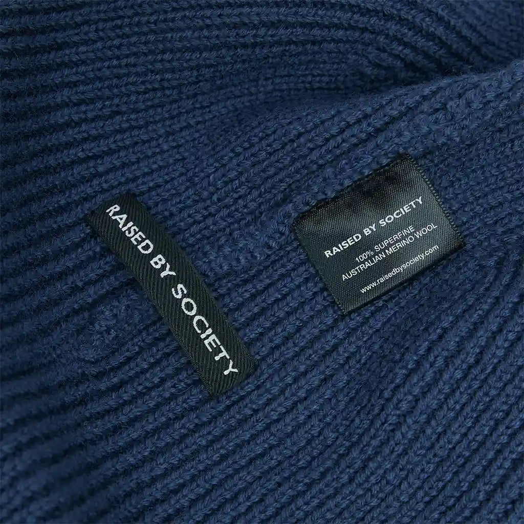 NAVY SHORT BEANIE